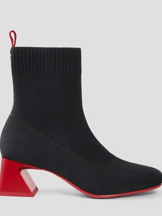 Vivaia Shoes - Vivaia Square-Toe Water-Repellent Block Heeled Boots (Regina Pro)